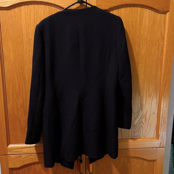 Zara Basic Collection Large navy blazer - Picture 6 of 6